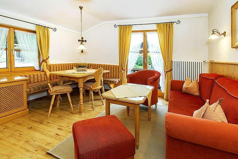 Gaestehaus Menkenbauer Ruhpolding Luaran gambar